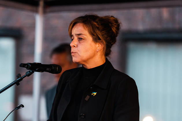 Rally in Düsseldorf marking the anniversary of Hamas’s terrorist attack on Israel on October 7, 2023, and protesting anti-Semitism; speech by Mona Neubaur, Deputy Minister-President of North Rhine-Westphalia, Minister of Economic Affairs, and member of the Green Party Copyright: xThiemoxRudolphx