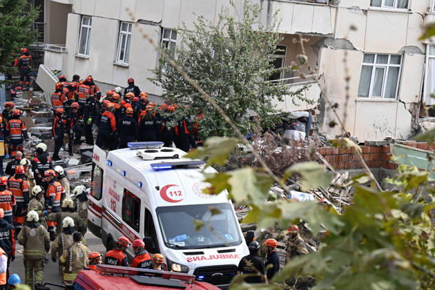 Search and rescue operations continue at partially collapsed building in Istanbul ISTANBUL, TURKIYE - OCTOBER 08: Search and rescue teams conduct operations at the site of a seven-story building that partially collapsed in the Maltepe district of Istanbul, Turkiye, on October 08, 2026. Emergency personnel and ambulances are deployed to the scene as search and rescue efforts continue. Ahmet Okatali Anadolu Istanbul Turkey. Editorial use only. Please get in touch for any other usage. Copyright: x2026xAnadoluxAhmetxOkatalix