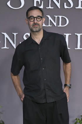 Roger Goula at the premiere of the movie *Sense and Sensibility* at the United Theater in Los Angeles, October 7, 2026 Foto:xD.xStarbuckx xFuturexImagex sensuality_6027