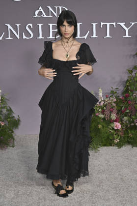 Renee Herbert at the premiere of the movie *Sense and Sensibility* at the United Theater in Los Angeles, October 7, 2026 Foto:xD.xStarbuckx xFuturexImagex sensuality_6058