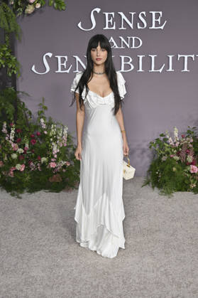 Elisha Herbert at the premiere of the movie *Sense and Sensibility* at the United Theater in Los Angeles, October 7, 2026 Foto:xD.xStarbuckx xFuturexImagex sensuality_6062