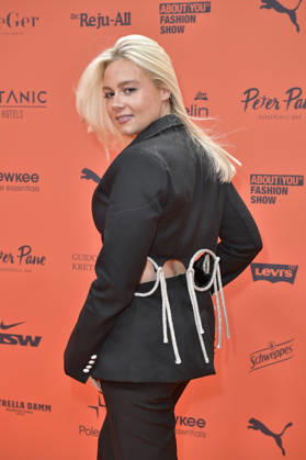Jo Wünsche at the About You Opera 2026 at the Admiralspalast in Berlin, October 7, 2026 Foto:xM.xBehrensx xFuturexImagex about_you_6016