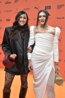 Anna Maria Damm and Katharina Damm at the About You Opera 2026 at the Admiralspalast in Berlin, October 7, 2026 Foto:xM.xBehrensx xFuturexImagex about_you_6018