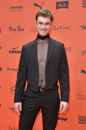 Linus Weber at the About You Opera 2026 at the Admiralspalast in Berlin, October 7, 2026 Foto:xM.xBehrensx xFuturexImagex about_you_6087