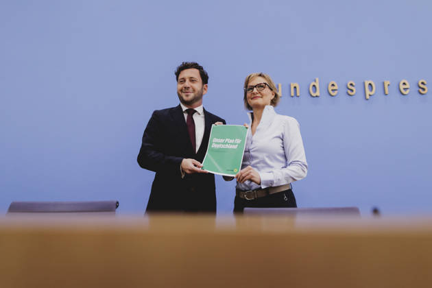 R L Franziska Brantner, co-chair of Alliance 90 The Greens, and Felix Banaszak, co-chair of Alliance 90 The Greens, photographed during the press conference to present the flagship proposal Our Plan for Germany, Berlin, October 8, 2026, Berlin, Germany Copyright: xFlorianxGaertnerx