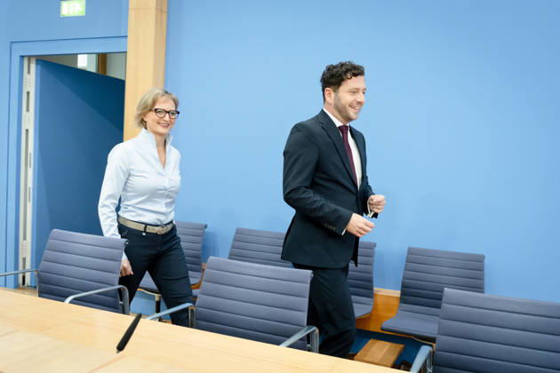 BPK, Alliance 90 The Greens, Franziska Brantner, Felix Banaszak Berlin, BPK, Presentation of the Main Resolution Our Plan for Germany, Franziska Brantner, Federal Chair, Felix Banaszak, Federal Chair, Alliance 90 The Greens Berlin Berlin GER