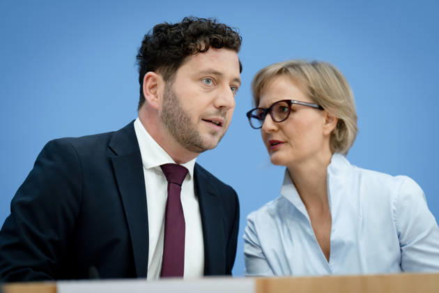 BPK, Alliance 90 The Greens, Franziska Brantner, Felix Banaszak Berlin, BPK, Presentation of the Main Resolution Our Plan for Germany, Franziska Brantner, Federal Chair, Felix Banaszak, Federal Chair, Alliance 90 The Greens Berlin Berlin GER