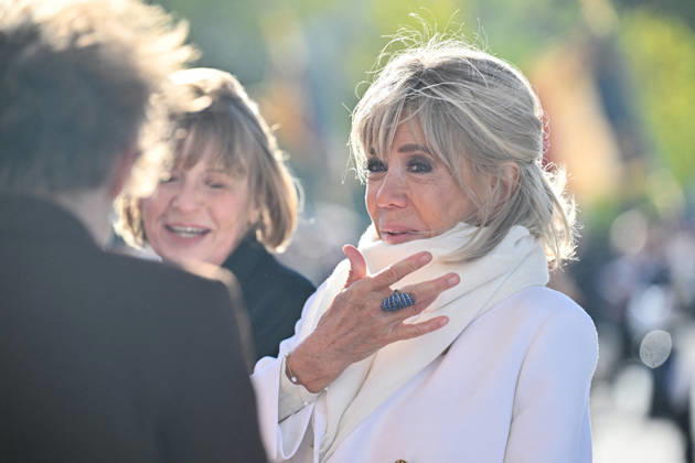Brigitte Macron at a ceremony at the Arc de Triomphe in Paris on October 8, 2026, in honor of the state visit to France by the President of Germany and his wife Christian Liewig Bestimage President Emmanuel Macron and his wife Brigitte Macron welcome Frank-Walter Steinmeier, President of Germany, and his wife, Elke Büdenbender, for a ceremony at the Arc de Triomphe in Paris on October 8, 2026, Paris, France Copyright: xChristianxLiewigx xBestimagexChristianxLiewigx xBestimagex