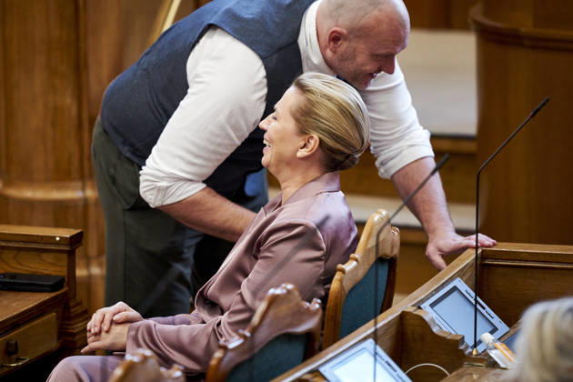 Opening debate in the Danish Parliament: Lars Boje Mathiesen of the Citizens Party and Prime Minister Mette Frederiksen of the Social Democratic Party chatting during the opening debate of the Danish Parliament in the Parliament Hall at Christiansborg on Thursday, October 8, 2026, Copenhagen, Denmark Copyright: RitzauxScanpix ThomasxTraasdahlx spdk20261008-113227-L
