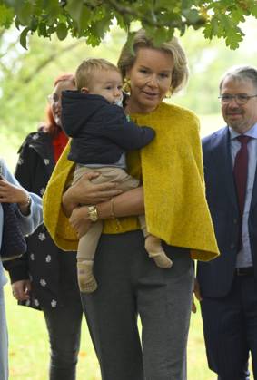 Queen Mathilde Visits Winners Of the 2026 Queen Mathilde Prize GREZ-DOICEAU, BELGIUM - OCTOBER 08: Queen Mathilde of Belgium pictured visiting two organizations that won the 2026 Queen Mathilde Prize : Vzw Alba, on October 08, 2026 in Grez-Doiceau, Belgium, 08 10 2026 Grez-Doiceau Belgium  Copyright: xPhilipxReynaersx
