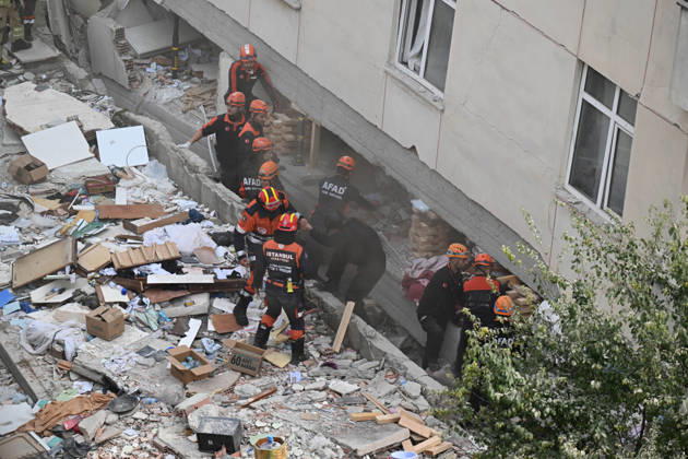 Partial collapse occurs in 7-story building in Istanbul s Maltepe district ISTANBUL, TURKIYE - OCTOBER 8: Search and rescue personnel, including firefighters, AFAD, UMKE, and police teams, operate at the site of a partial building collapse in the Cevizli neighborhood of Maltepe district, Istanbul, Turkiye on October 8, 2026. Trapped residents on the unaffected upper floors were evacuated while emergency teams initiated search and rescue efforts beneath the collapsed lower levels. Ten people were rescued alive from the rubble, while officials confirmed two fatalities as of late morning. Ahmet Okatali Anadolu Istanbul Turkey. Editorial use only. Please get in touch for any other usage. Copyright: x2026xAnadoluxAhmetxOkatalix