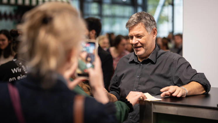 Former Federal Minister of Economics Robert Habeck will present and sign copies of his new book, *Arctic Meltdown: Rethinking the World*, at the book fair, at the Thalia Bookstore booth. Impressions from the 2026 Frankfurt Book Fair, Frankfurt, Hesse, Germany. Fair
