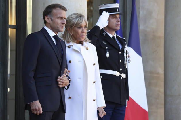 NEWS : Visite d Etat de Frank-Walter Steinmeier - Paris - 08 10 2026 Accueil de Frank-Walter Steinmeier, Prà sident de la Rà publique fà dà rale d Allemagne et de Elke Budenbender par Emmanuel Macron, Prà sident de la Rà publique et Brigitte Macron ce jeudi 8 octobre au palais de l™Elysà e ParisFrance Copyright: xMichtofx