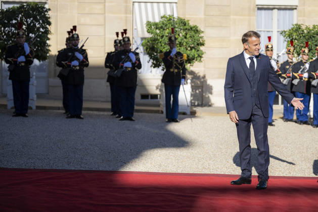French President Macron Welcomes Germany s President Steinmeier - Paris French President Emmanuel Macron at the Elysee Palace in Paris on October 8, 2026. Photo by Eliot Blondet ABACAPRESS.COM Paris France France  Copyright: xBlondetxEliot ABACAx