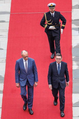 Welcome for the Prime Minister of the United Kingdom of Great Britain Welcome for Andrew Burnham, Prime Minister of the United Kingdom of Great Britain and Northern Ireland, by Federal Chancellor Friedrich Merz (CDU) in Berlin on October 8, 2026 Berlin, Berlin, Germany, Federal Chancellery