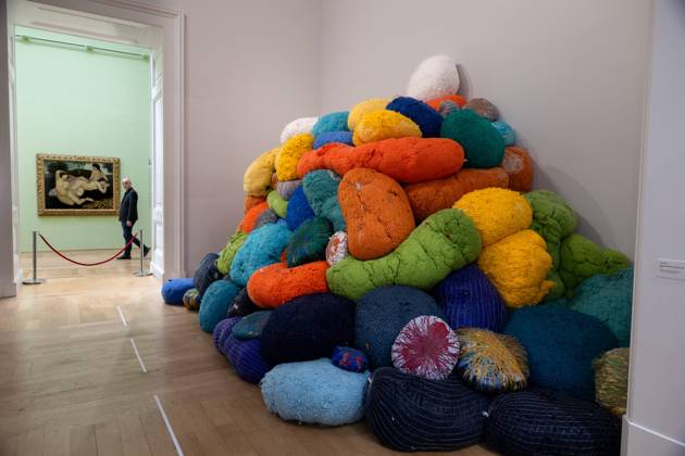 Exhibition Au dela by Sheila Hicks PHOTOPQR VOIX DU NORD FLORENT MOREAU October 8, 2026 LILLE October 8, 2026 The exhibition Au dela by artist Sheila Hicks, is on view at the Palais des Beaux-Arts PHOTO FLORENT MOREAU LA VOIX DU NORD LILLE, FRANCE, OCTOBER 8, 2026 Sheila Hicks – Beyond exhibition at the Palais des Beaux Arts in Lille The internationally renowned American artist presents a new installation in the museum’s atrium, exploring textile fiber through monumental works created especially for the space HAUTS-DE-FRANCE France Copyright: xPHOTOPQR VOIXxDUxNORD MAXPPPxFLORENTxMOREAUx 20261008VDN9623 20261008VDN9623