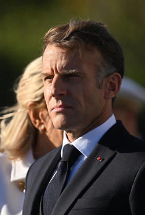 President Emmanuel Macron at a ceremony at the Arc de Triomphe in Paris on October 8, 2026, in honor of the state visit to France by the President of Germany and his wife. Christian Liewig Bestimage President Emmanuel Macron and his wife Brigitte Macron welcome Frank-Walter Steinmeier, President of Germany, and his wife, Elke Büdenbender, for a ceremony at the Arc de Triomphe in Paris on October 8, 2026, Paris, France Copyright: xChristianxLiewigx xBestimagexChristianxLiewigx xBestimagex