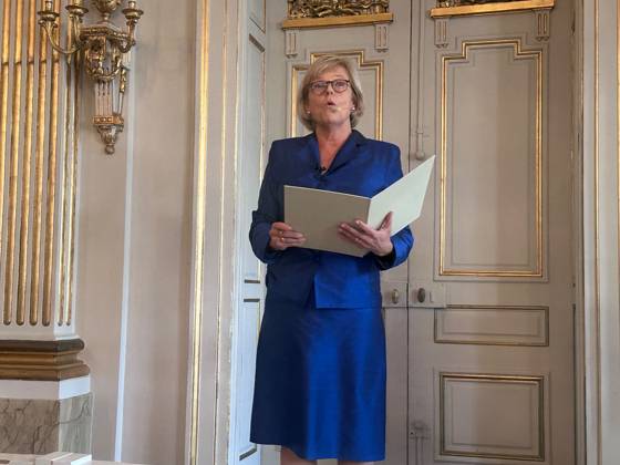 2026 Nobel Prize in Literature awarded to Canadian writer Anne Carson STOCKHOLM, SWEDEN - OCTOBER 08: Ingrid Carlberg, Permanent Secretary of the Swedish Academy, announces the winner of the 2026 Nobel Prize in Literature during a press conference at the Swedish Academy in Stockholm, Sweden, on October 08, 2026. The prize is awarded to 76-year-old Canadian writer and poet Anne Carson for her bold and innovative works that create new forms for contemporary literature in a playful dialogue with the classical tradition. Atila Altuntas Anadolu Stockholm Sweden. Editorial use only. Please get in touch for any other usage. Copyright: x2026xAnadoluxAtilaxAltuntasx
