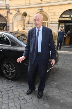 IPA89428057 - Rome, Teatro Sistina: Celebration marking the 150th anniversary of *Corriere della Sera*. Pictured: Paolo Mieli  Copyright: xVincenzoxLandix xVincenzoxLandix IPA89428057