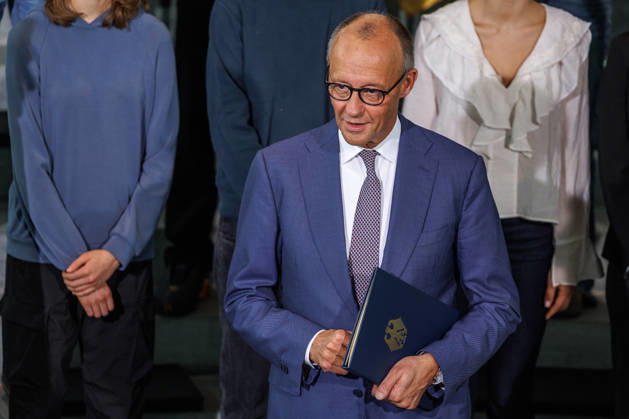 Exchange of the instruments of ratification of the Kensington Treaty by Federal Chancellor Friedrich Merz (CDU) and the Prime Minister of the United Kingdom of Great Britain and Northern Ireland, Andrew Burnham Exchange of the instruments of ratification of the Kens