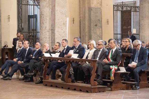 IPA89429945 - Milan, October 8, 26, Basilica of St. Ambrose, Eucharistic celebration marking the 25th anniversary of the Linate plane crash Copyright: xGiuliaxSciaccax xGiuliaxSciaccax IPA89429945