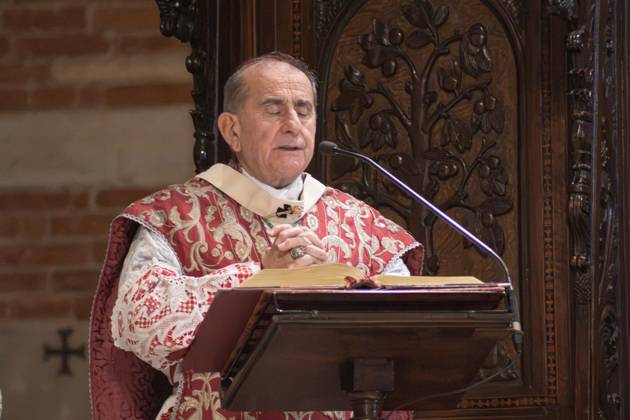 IPA89429914 - Milan, October 8, 26, Basilica of St. Ambrose, Eucharistic celebration marking the 25th anniversary of the Linate plane crash Pictured: Mario Delpini, Archbishop of Milan Copyright: xGiuliaxSciaccax xGiuliaxSciaccax IPA89429914