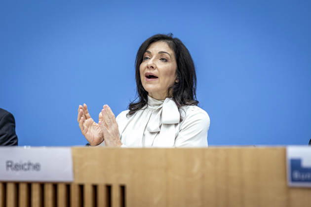 Katherina Reiche, Federal Minister of Economic Affairs and Energy, presents the federal government s Fall 2026 Economic Forecast at a federal press conference in Berlin on October 8, 2026, Berlin, Germany Copyright: xYonaxElsnerx