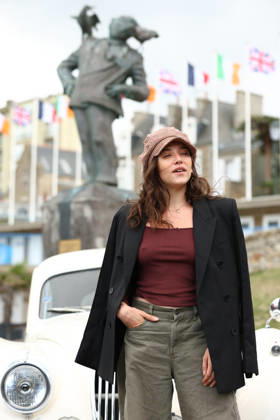 October 8, 2026, Dinard, Bretagne, France: ZOE ADJANI poses during the cabin inauguration during the 37th Dinard British and Irish Film Festival in Dinard, France. Dinard France  - ZUMAc179 20261008_zep_c179_025 Copyright: xMickaelxChavetx