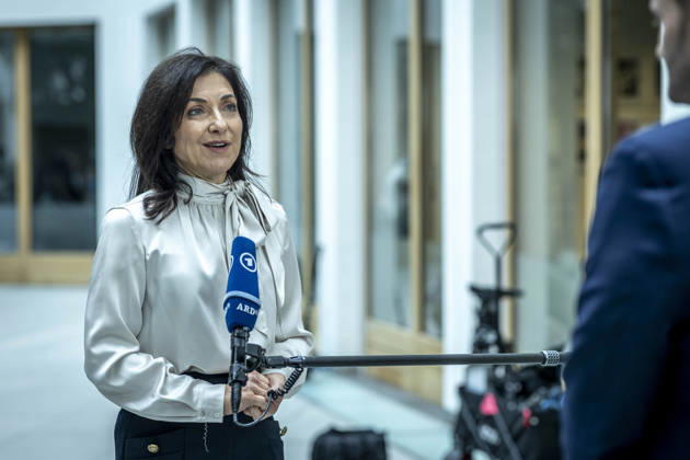 Katherina Reiche, Federal Minister of Economic Affairs and Energy, presents the federal government s Fall 2026 Economic Forecast at a federal press conference in Berlin on October 8, 2026, Berlin, Germany Copyright: xYonaxElsnerx