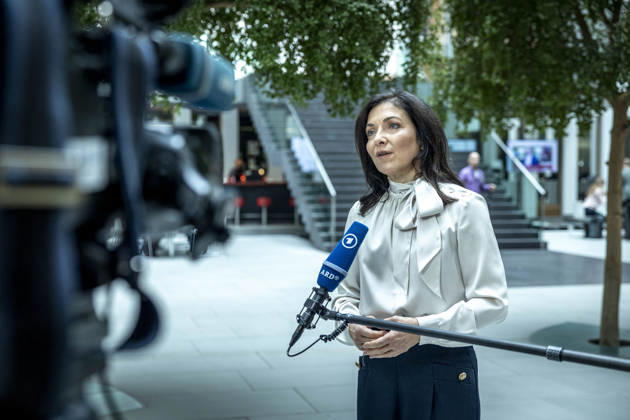 Katherina Reiche, Federal Minister of Economic Affairs and Energy, presents the federal government s Fall 2026 Economic Forecast at a federal press conference in Berlin on October 8, 2026, Berlin, Germany Copyright: xYonaxElsnerx