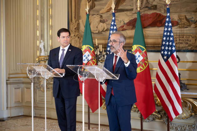 October 8, 2026, Lisbon, Lisbon, Portugal: Portugal s Minister of State and Foreign Affairs PAULO RANGEL speaks and gestures at a lectern during a joint press conference with U.S. Secretary of State MARCO RUBIO, left, at Palacio das Necessidades in Lisbon, Portugal, on October 8, 2026. The media appearance followed their bilateral meeting during RUBIO s visit to advance defense, economic and technology cooperation. Lisbon Portugal - ZUMAr238 20261008_zip_r238_011 Copyright: xRicardoxRochax