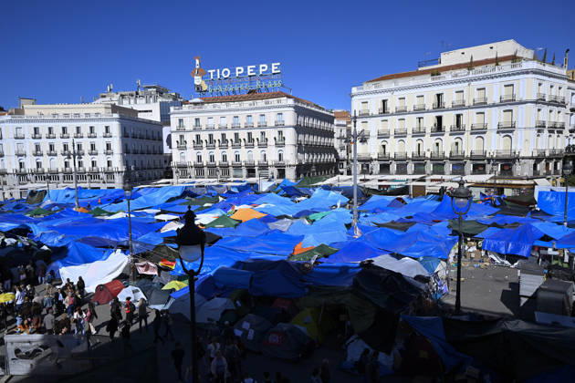 87-year-old symbol of Spain’s housing crisis dies 2 weeks after eviction MADRID, SPAIN - OCTOBER 8: A tent protest set up by Spaniards at Puerta del Sol on September 26, calling on the central and regional governments to take action over the housing crisis, continues in Madrid, Spain, on October 8, 2026. Maricarmen Abascal, known publicly as Maricarmen, the 87-year-old woman whose eviction from her longtime Madrid home sparked housing protests across Spain, died on Wednesday. Burak Akbulut Anadolu Madrid Spain. Editorial use only. Please get in touch for any other usage. Copyright: x2026xAnadoluxBurakxAkbulutx