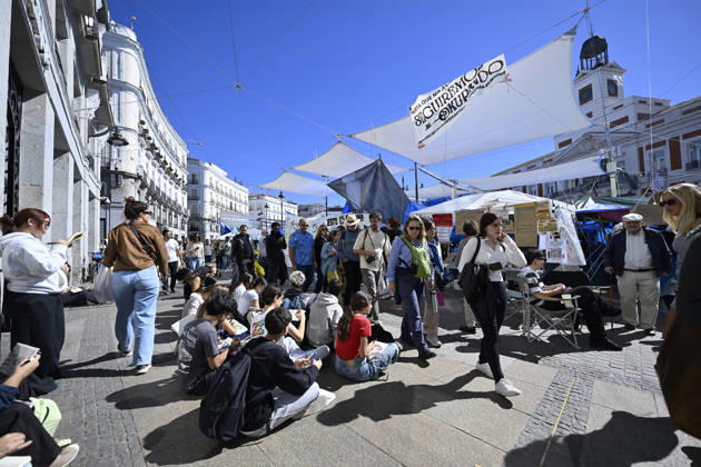 87-year-old symbol of Spain’s housing crisis dies 2 weeks after eviction MADRID, SPAIN - OCTOBER 8: A tent protest set up by Spaniards at Puerta del Sol on September 26, calling on the central and regional governments to take action over the housing crisis, continues in Madrid, Spain, on October 8, 2026. Maricarmen Abascal, known publicly as Maricarmen, the 87-year-old woman whose eviction from her longtime Madrid home sparked housing protests across Spain, died on Wednesday. Burak Akbulut Anadolu Madrid Spain. Editorial use only. Please get in touch for any other usage. Copyright: x2026xAnadoluxBurakxAkbulutx