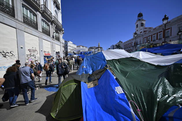 87-year-old symbol of Spain’s housing crisis dies 2 weeks after eviction MADRID, SPAIN - OCTOBER 8: A tent protest set up by Spaniards at Puerta del Sol on September 26, calling on the central and regional governments to take action over the housing crisis, continues in Madrid, Spain, on October 8, 2026. Maricarmen Abascal, known publicly as Maricarmen, the 87-year-old woman whose eviction from her longtime Madrid home sparked housing protests across Spain, died on Wednesday. Burak Akbulut Anadolu Madrid Spain. Editorial use only. Please get in touch for any other usage. Copyright: x2026xAnadoluxBurakxAkbulutx
