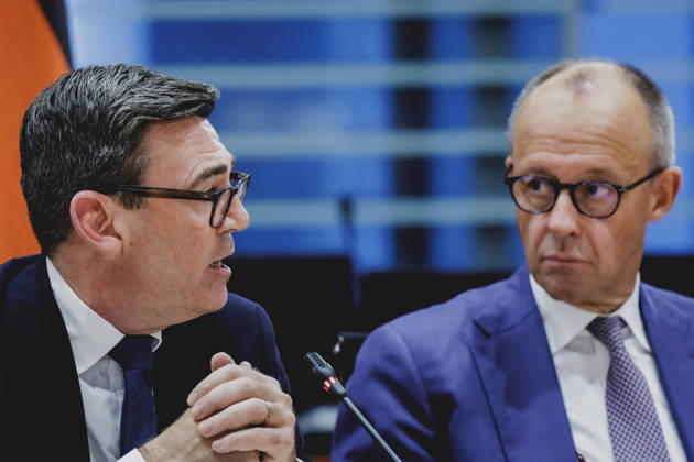 R. L. Friedrich Merz (CDU), Chancellor of Germany, and Andrew Burnham, Prime Minister of the United Kingdom, photographed while attending the Regional Growth Forum at the Federal Chancellery in Berlin, October 8, 2026, Berlin, Germany Copyright: xFlorianxGaertnerx