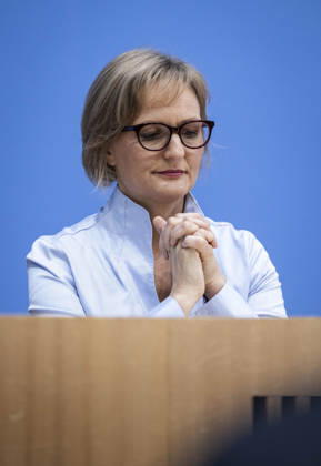 Franziska Brantner, co-chair of Alliance 90 The Greens, photographed during the press conference to present the flagship proposal Our Plan for Germany, Berlin, October 8, 2026, Berlin, Germany Copyright: xRubyxTilkornx
