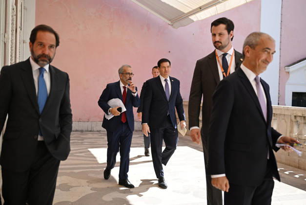 Marco Rubio - Paulo Rangel joint press conference in Lisbon LISBON, PORTUGAL - 08 OCTOBER: US Secretary of State Marco Rubio and Portugal s Foreign Minister Paulo Rangel arrive to give a joint press conference at the Necessidades Palace, the Portuguese foreign ministry, in Lisbon on October 8, 2026. Zed Jameson Anadolu Lisbon Portugal. Editorial use only. Please get in touch for any other usage. Copyright: x2026xAnadoluxZedxJamesonx