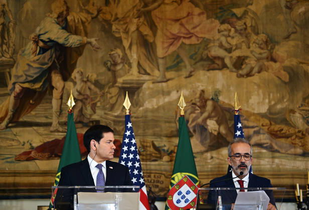 US Secretary of State Marco Rubio visits Portugal LISBON, PORTUGAL - OCTOBER 8: US Secretary of State Marco Rubio (L) and Portuguese Foreign Minister Paulo Rangel (R) hold a joint press conference at the Necessidades Palace, home to Portugal s Foreign Ministry, in Lisbon, Portugal, on October 8, 2026. Zed Jameson Anadolu Lisbon Portugal. Editorial use only. Please get in touch for any other usage.  Copyright: x2026xAnadoluxZedxJamesonx
