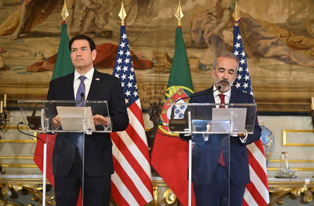 US Secretary of State Marco Rubio visits Portugal LISBON, PORTUGAL - OCTOBER 8: US Secretary of State Marco Rubio (L) and Portuguese Foreign Minister Paulo Rangel (R) hold a joint press conference at the Necessidades Palace, home to Portugal s Foreign Ministry, in Lisbon, Portugal, on October 8, 2026. Zed Jameson Anadolu Lisbon Portugal. Editorial use only. Please get in touch for any other usage.  Copyright: x2026xAnadoluxZedxJamesonx