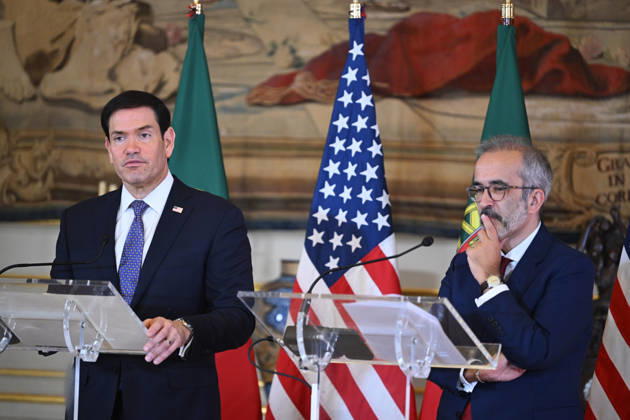 US Secretary of State Marco Rubio visits Portugal LISBON, PORTUGAL - OCTOBER 8: US Secretary of State Marco Rubio (L) and Portuguese Foreign Minister Paulo Rangel (R) hold a joint press conference at the Necessidades Palace, home to Portugal s Foreign Ministry, in Lisbon, Portugal, on October 8, 2026. Zed Jameson Anadolu Lisbon Portugal. Editorial use only. Please get in touch for any other usage.  Copyright: x2026xAnadoluxZedxJamesonx