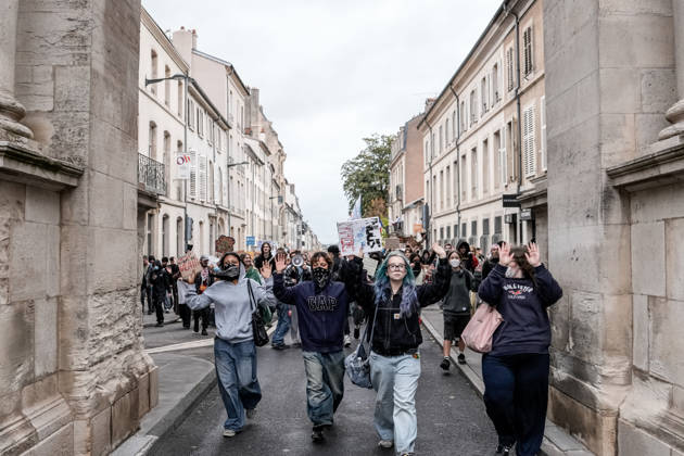 Protest against eduction conditions continues in Nancy NANCY, FRANCE - OCTOBER 8: Students holding placards take to the streets to protest education conditions in Nancy, France, on October 8, 2026. Students are taking part in a nationwide high-school mobilization over school conditions and demands for greater education resources, while security units remain deployed around several locations in the city. Muhammed Said Tako Anadolu Nancy France. Editorial use only. Please get in touch for any other usage. Copyright: x2026xAnadoluxMuhammedxSaidxTakox
