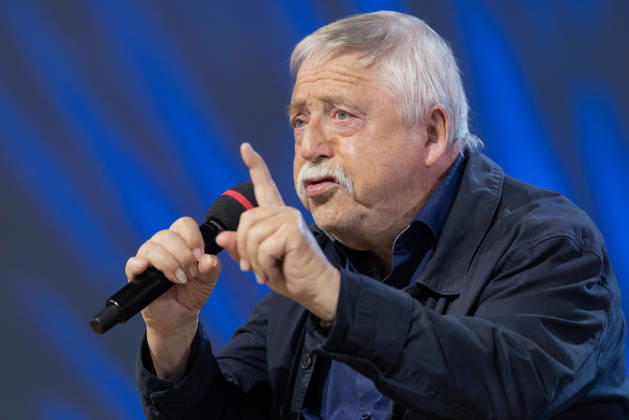 Frankfurt Book Fair 2026: Wolf Biermann presents his book *Ihr löscht das Feuer mit Benzin* on the literature stage hosted by ARD, ZDF, and 3sat, Frankfurt am Main, Hesse, Germany, Exhibition Center