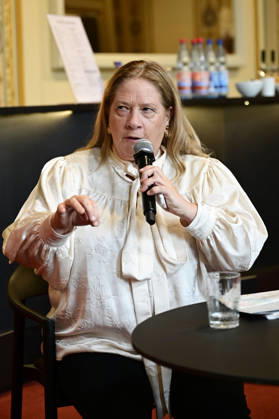 Kathy Kelly at the press conference and presentation of the 16th HOPE Award at the 18th Hope Gala 2026 at the Schauspielhaus Dresden, Dresden, October 8, 2026 Foto:xM.xWehnertx xFuturexImagex hope_pk_6003