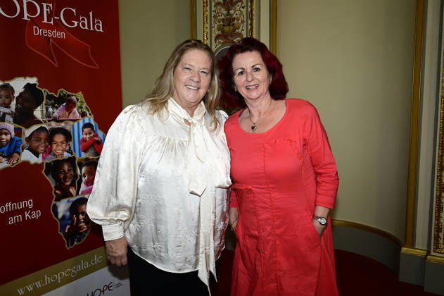 Kathy Kelly and Viola Klein at the press conference and presentation of the 16th HOPE Award for the 18th Hope Gala 2026 at the Schauspielhaus Dresden, Dresden, October 8, 2026 Foto:xM.xWehnertx xFuturexImagex hope_pk_6012