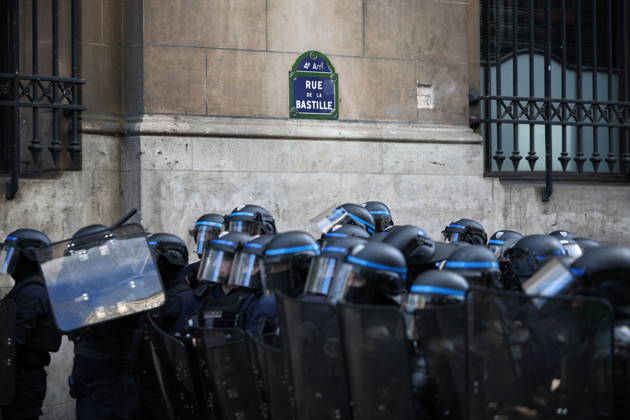 Student Protest - Paris Police forces during a demonstration at Place de la Bastille, in Paris, France on October 8, 2026, as part of a nationwide protest movement over learning conditions. Since late September, pupils have barred the entrances to hundreds of schools, complaining of teacher absences, overloaded timetables, dilapidated classrooms and buildings ill-adapted to rising temperatures, among other grievances. Photo by Raphael Lafargue ABACAPRESS.COM Paris France  Copyright: xLafarguexRaphael ABACAx