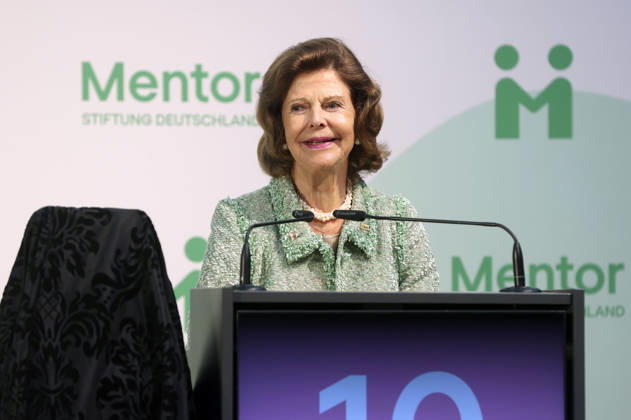 Queen Silvia of Sweden at the Mentor Foundation s anniversary celebration on Mainau Island, Mainau, October 8, 2026 Foto:xAgenturxWehnertx xGränzdörferx xFuturexImagex silvia_6013