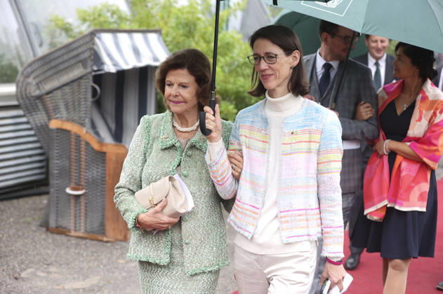 Queen Silvia of Sweden and Countess Bettina Bernadotte at the Mentor Foundation’s anniversary celebration on Mainau Island, Mainau, October 8, 2026 Foto:xAgenturxWehnertx xGränzdörferx xFuturexImagex silvia_6035