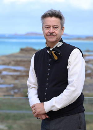 Thibault de Montalembert poses at the Emeria Hotel during the 37th Dinard British and Irish Film Festival, France, on October 8, 2026. Denis Guignebourg, Bestimage. 37th Dinard British Irish Film Festival on October 8, 2026, in Dinard, France. Dinard, France Copyright: xDenisxGuignebourgx xBestimagexDenisxGuignebourgx xBestimagex