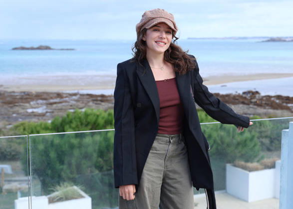 Zoe Adjani at the Emeria Hotel during the 37th edition of the Dinard British and Irish Film Festival in Dinard, France, on October 8, 2026. Denis Guignebourg, Bestimage. 37th Dinard British and Irish Film Festival on October 8, 2026, in Dinard, France Dinard, France Copyright: xDenisxGuignebourgx xBestimagexDenisxGuignebourgx xBestimagex