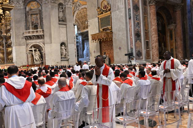 IPA89434026 - Italy, Rome, Vatican, October 8, 2026: Pope Leo XIV celebrates Holy Mass for the academic year at the Pontifical Universities in St. Peter s Basilica in the Vatican. Photograph by ALESSIA GIULIANI Catholic Press Photo Copyright: xx xAlessiaxGiuliani Catholipressphox IPA89434026